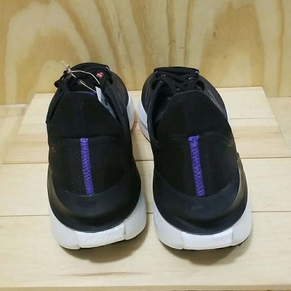 New Adidas Avryn Universal Boost Running Shoes size 13